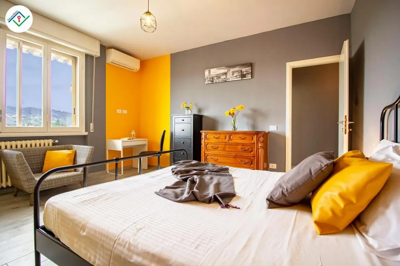 Yellow Apartment Montecatini Terme